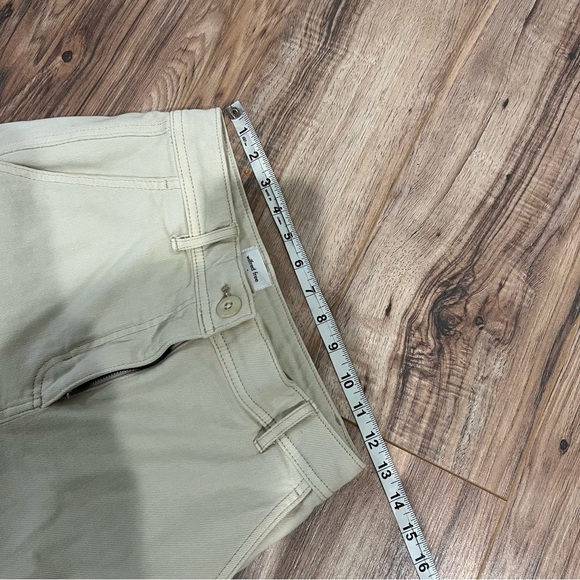 Aritzia Wilfred Maeve Cargo Pant Mid-rise twill cargo pants - Picture 8 of 13